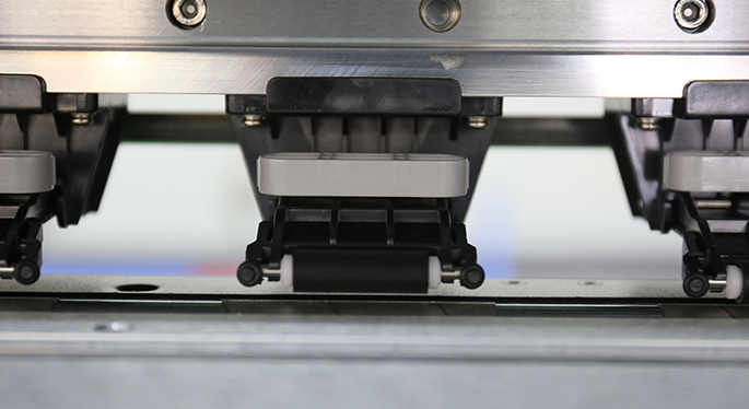 数码印花机的核心部件喷头，真的蛮重要的